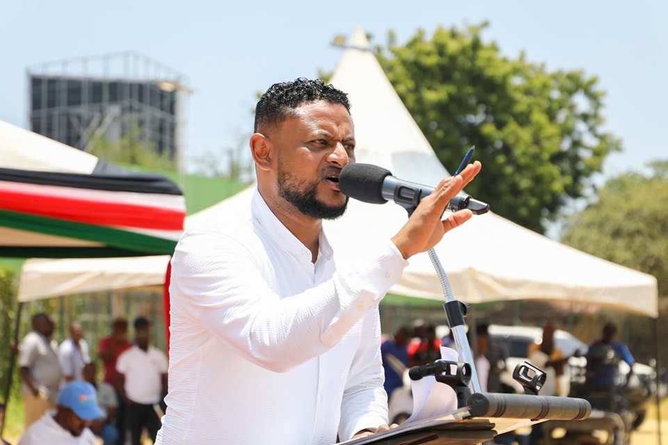 https://mvita.ngcdf.go.ke/wp-content/uploads/2025/05/Machele-Addressing-crowd.jpg