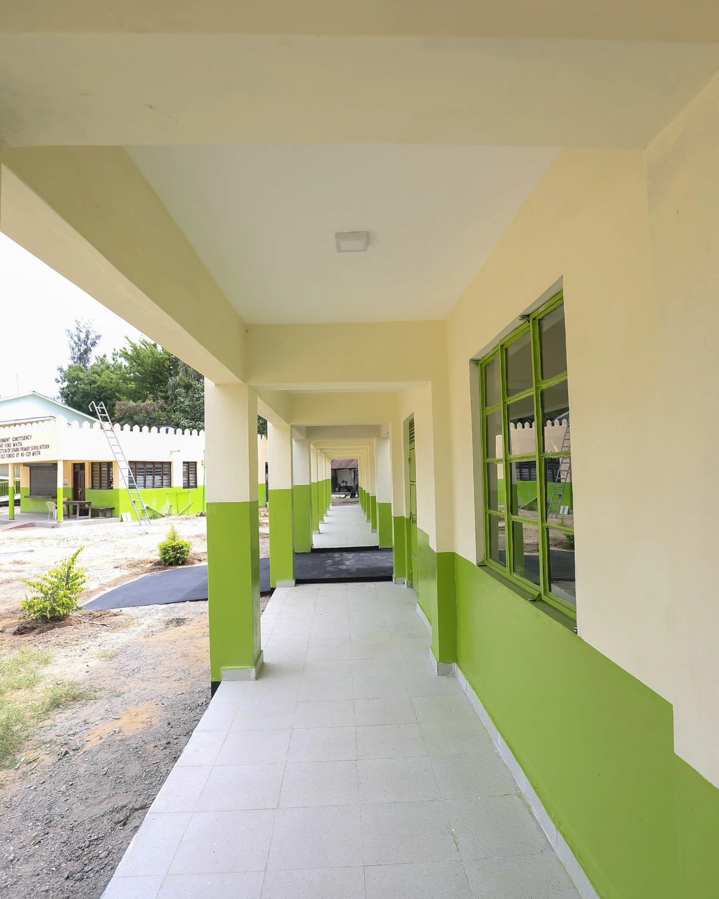 https://mvita.ngcdf.go.ke/wp-content/uploads/2025/05/Sparki-primary-veranda.jpg