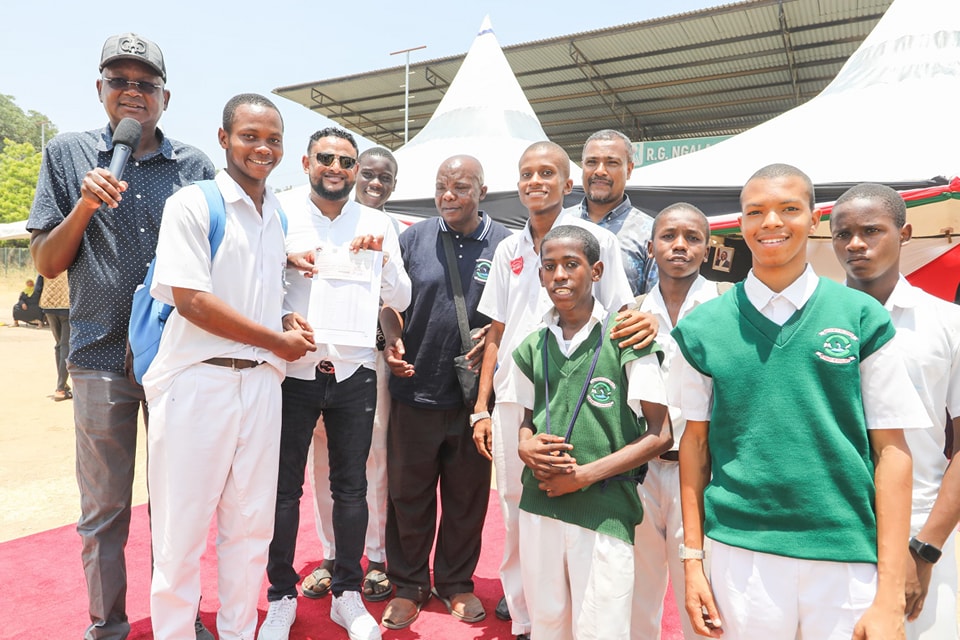 https://mvita.ngcdf.go.ke/wp-content/uploads/2025/05/Students-during-bursary-handover.jpg